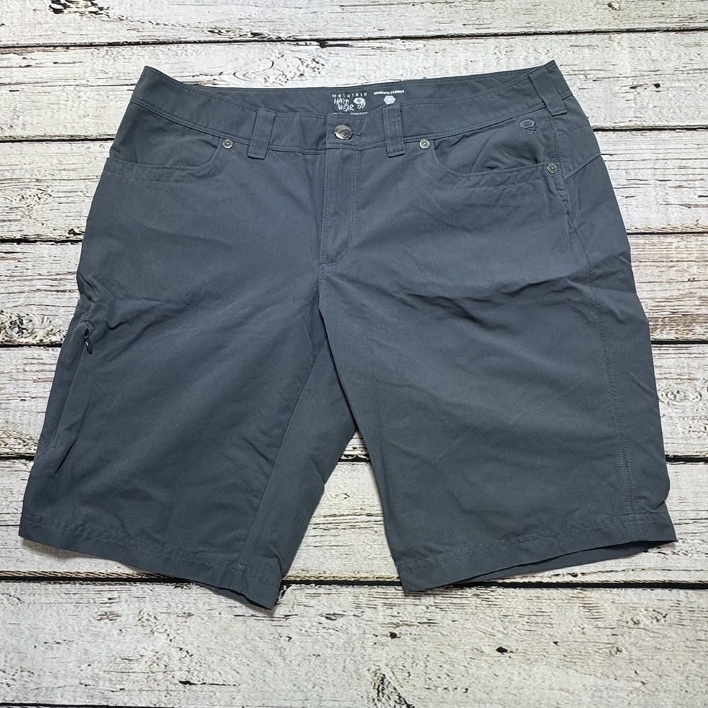 Mountain Hardwear Women's Nylon Hiking Cargo 10" Shorts Gray Sz 10 Outdoor Gorp